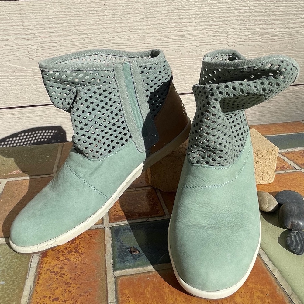 EMU Australia Numeralla Womens Slouchy Suede Ankle Boots Size 10 US